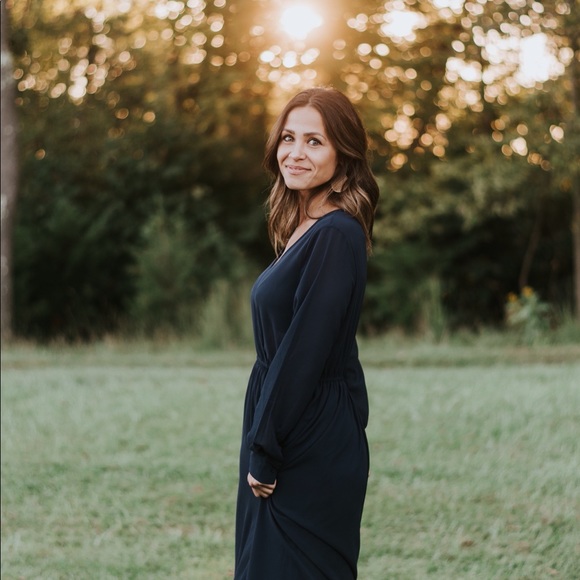 Meet your Posher, Bindy - Picture 3 of 3